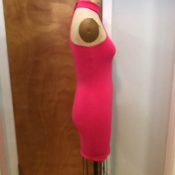 TOPSHOP Lady Gaga asymmetric dress in Hot Pink! - Picture 4 of 9